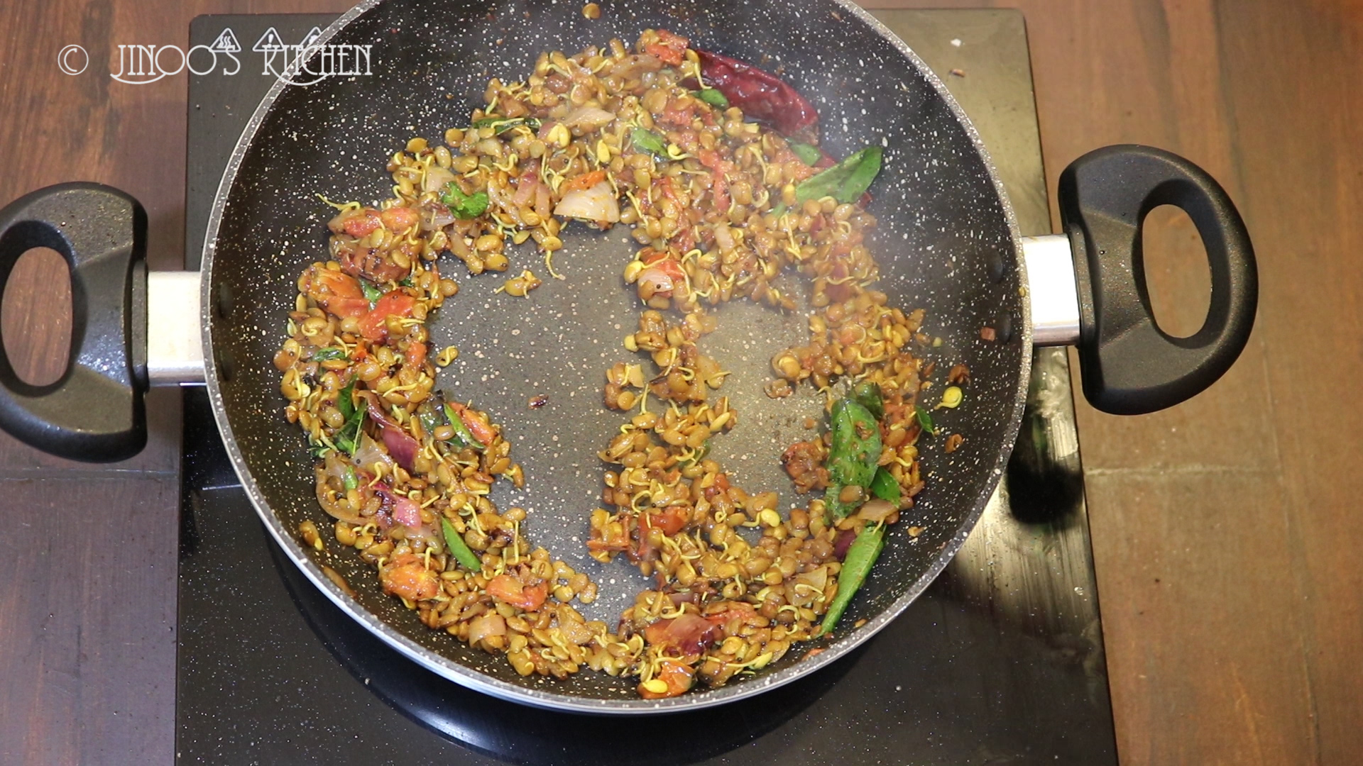 Sprouted horse gram stir fry | sprouted kollu sundal Jinoo's Kitchen