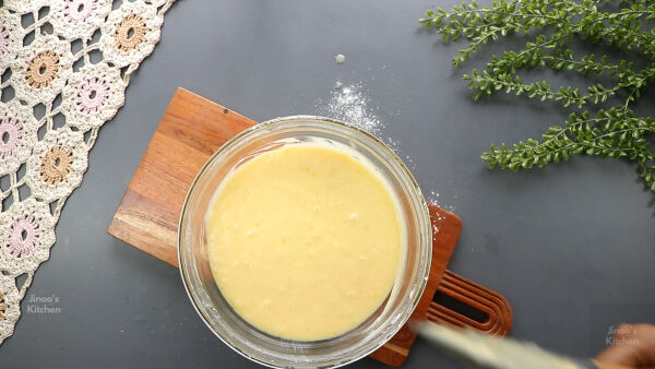 BATTER READY FOR ORANGE LOAF CAKE