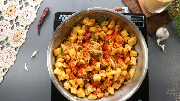 add-chilli-powder-for-ghee-podi-idli-recipe