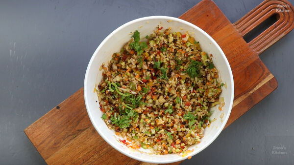 chopped-coriander-mila-jula-salad.