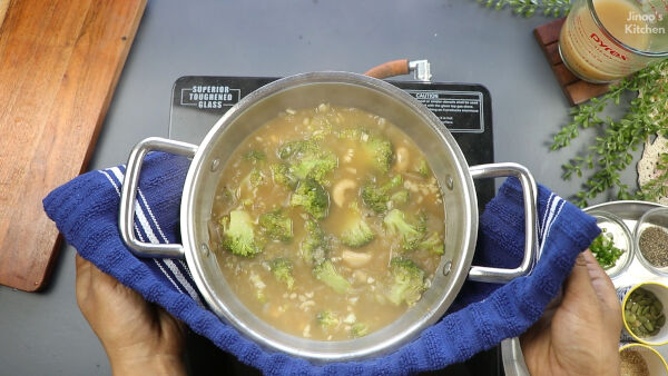 cool-it-down-cream-of-broccoli-soup-recipe