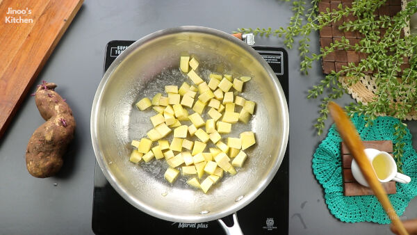 roasted sweet potato salad - roasting of sweet potato5