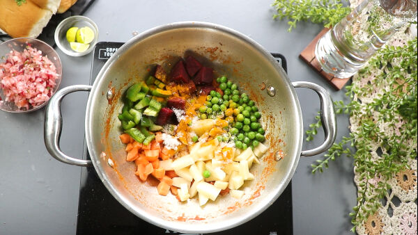 add veg paneer-pav-bhaji