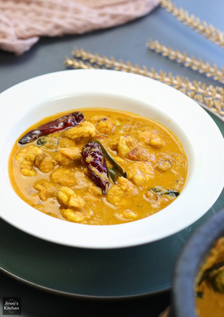 prawns curry with coconut kerala style jinooskitchen (2)